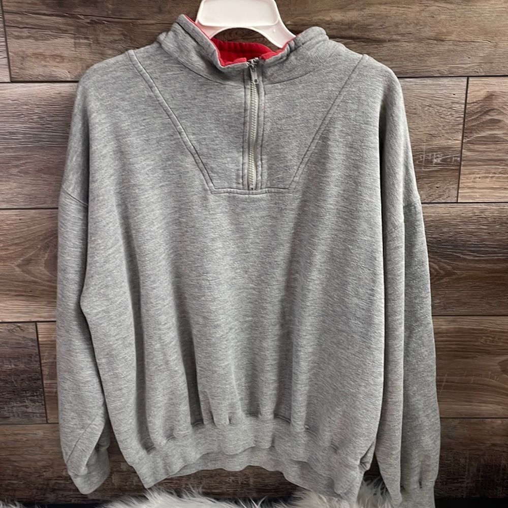 Varsity by Savile Row Men’s Sweat Shirt, Size M, Gray and Red